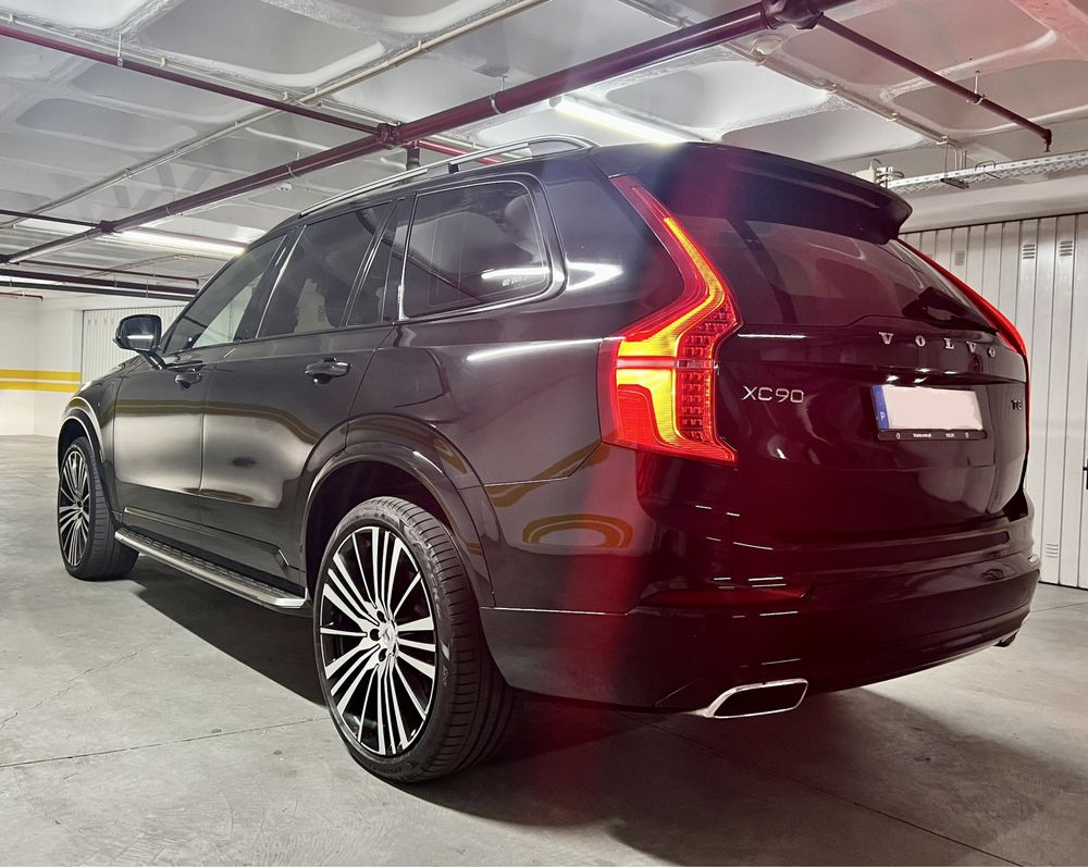 Volvo XC90 T8 AWD