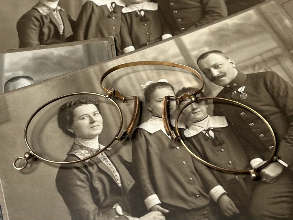 Antyczne  zabytkowe okulary