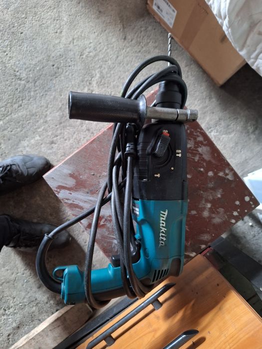 Makita HR2450 wiertarka udarowa