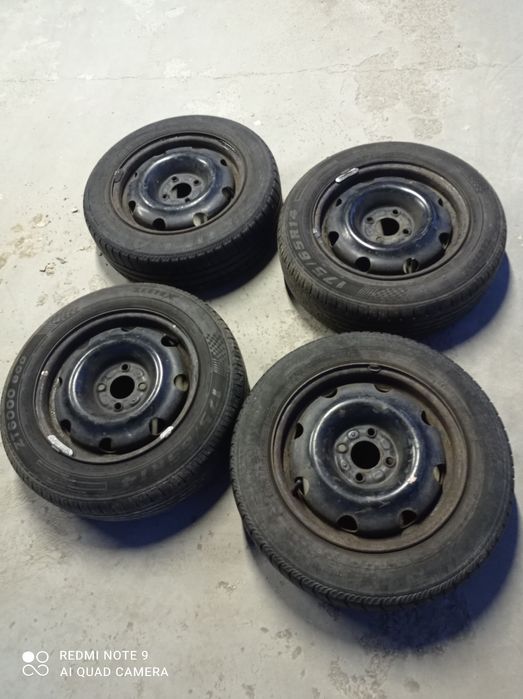Felgi 14, 4x100 z oponami