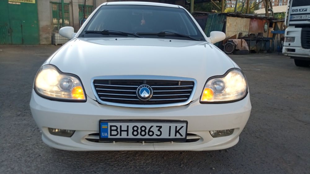 Продаю geely ck2