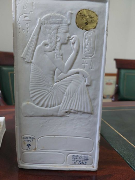 Esculturas de porcelana de Eduardo Tasca