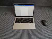 Apple MacBook Pro A1708  | 13,3 " Intel Core i5 8 GB / 256 GB gratisy