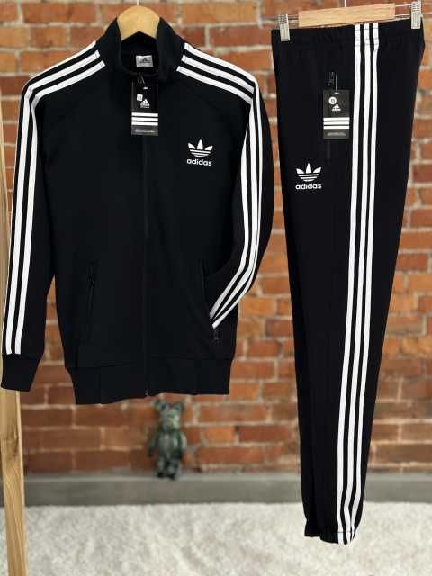 Продам мужской спортивный костюм осенний Adidas на молнии Разные цвета