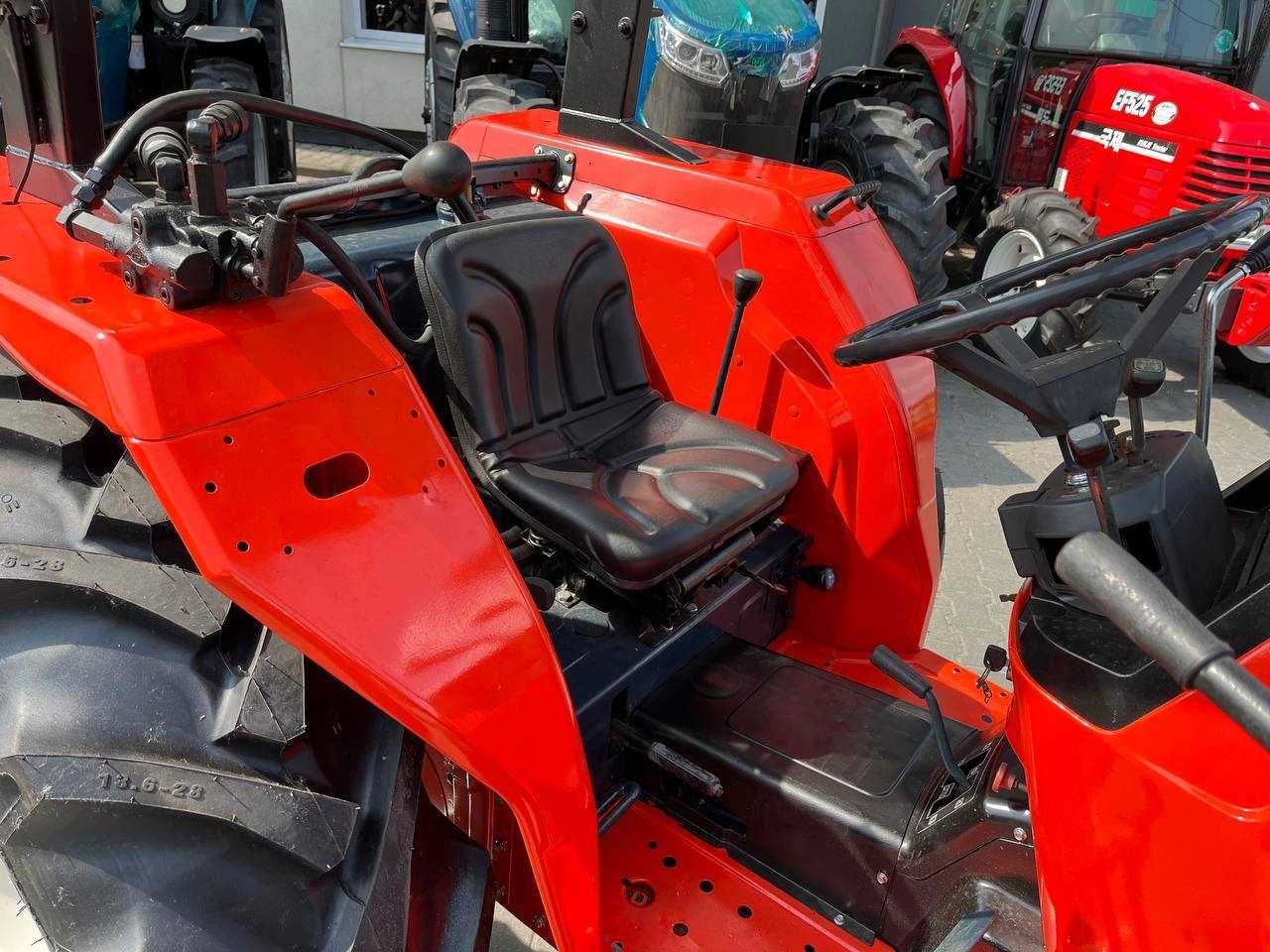 Kubota L1-455 Front
