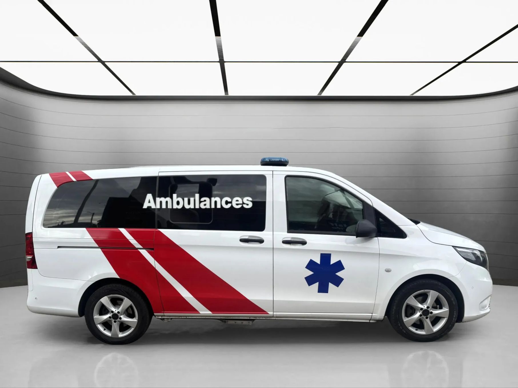 Mercedes-Benz Vito Mercedes-Benz Vito Ambulance 2.1 CDI 120KM | 2020 | Automatyczna |