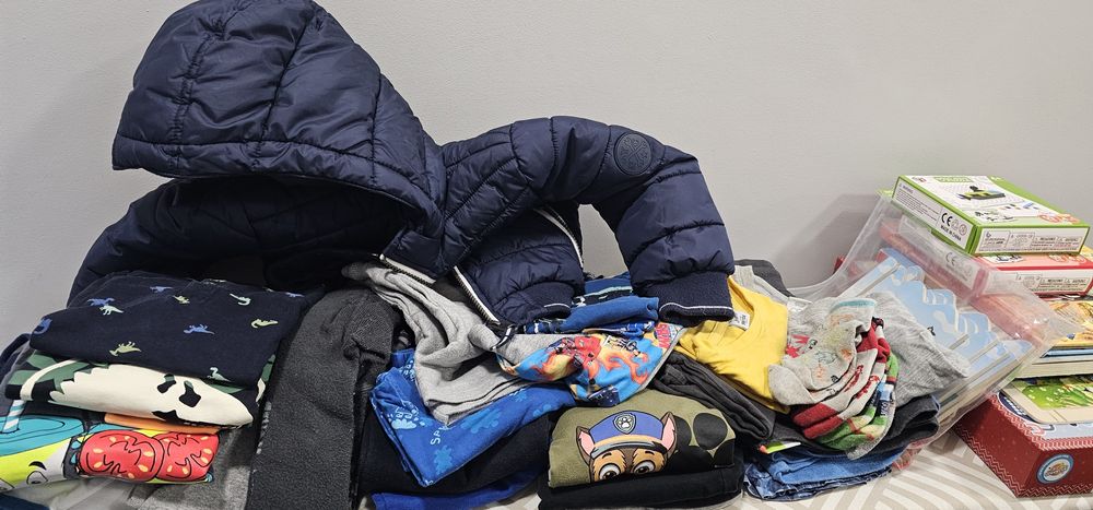 Ubranka dla chłopca 98-104