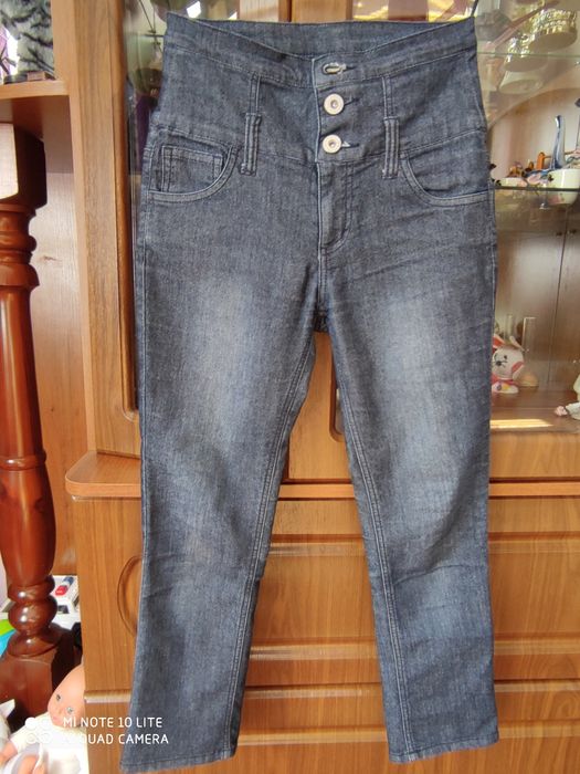 Джинсы на девочку