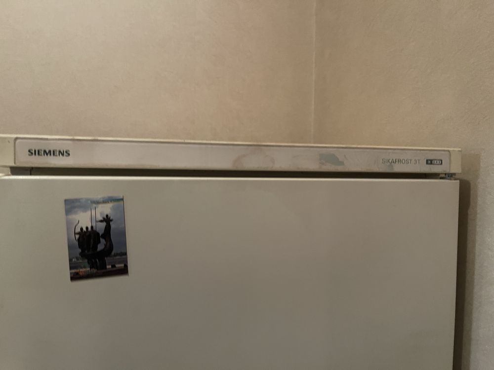 Холодильник Siemens