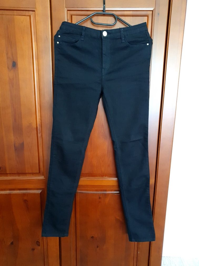 Spodnie jeansy czarne rurki skinny Stradivarius 38