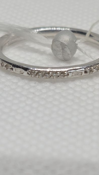 Каблучка з білого золота. Нова. Sova.