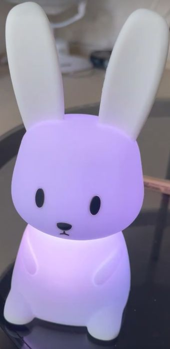 Lampka silikonowa, nocna w kształcie zajączka, RGB,nowa,prezent,święta