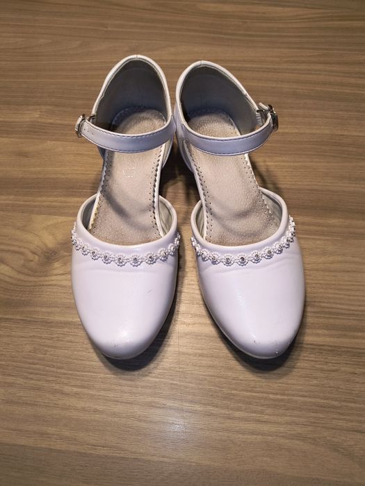 Buty komunijne rozmiar 37.