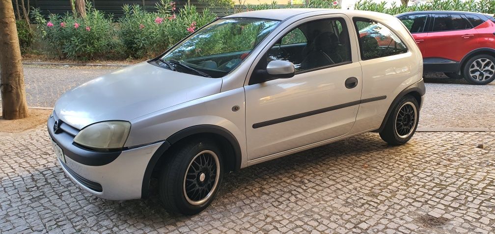 Opel Corsa 2002 1.2 Revisão feita