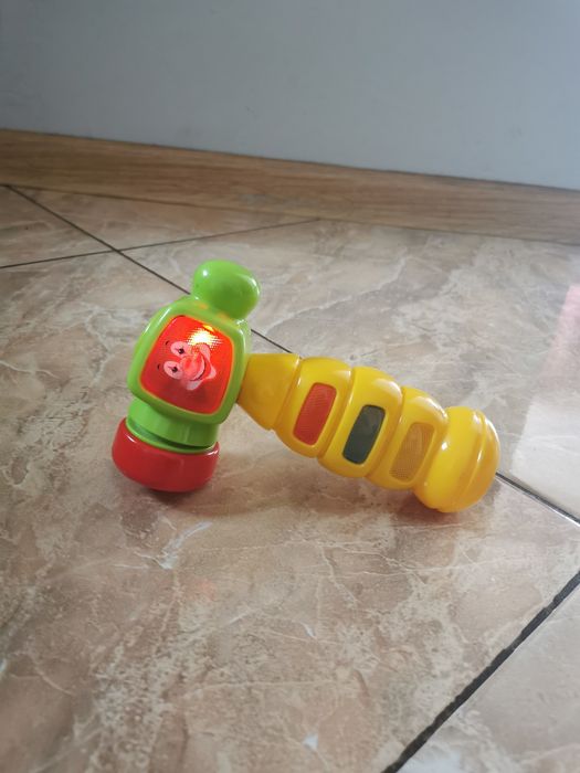 Zabawki dla dziecka.