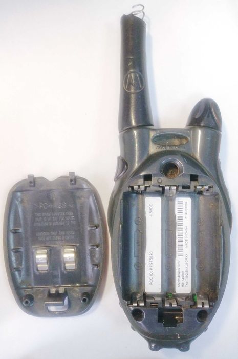 Комплект 2 рации Motorola TLKR T60 и 1 рация Motorola T4900, зарядные
