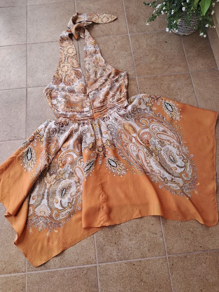Ładna zwiewna sukienka H&M