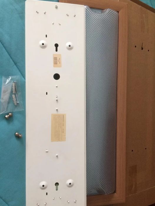 Luz teto na cor faia