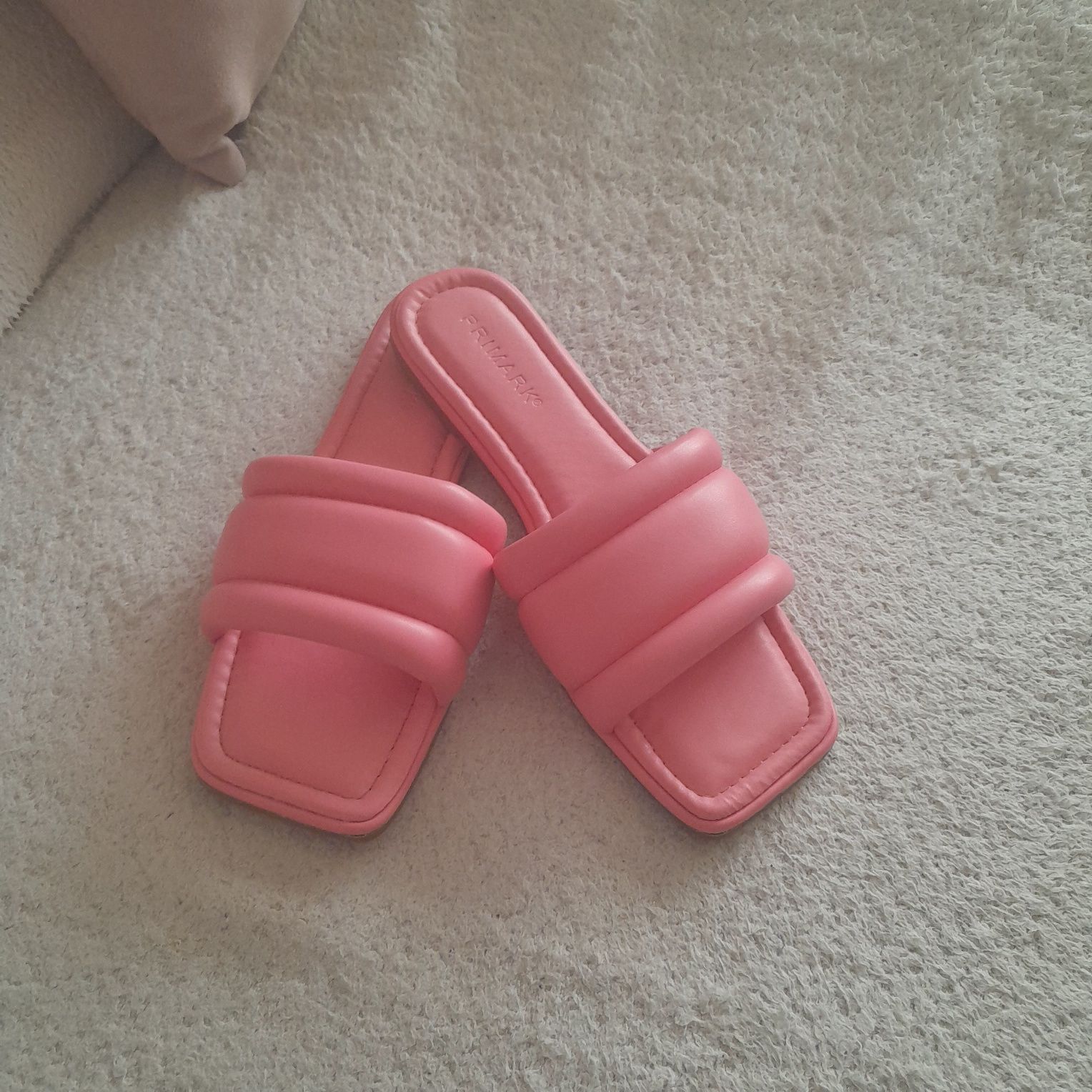 Klapki Primark nowe