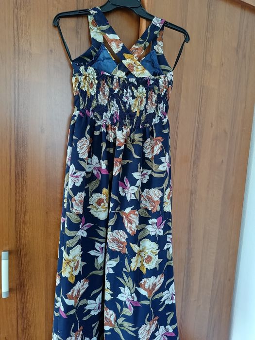 Sukienka długa w kwiaty Amelia Collection