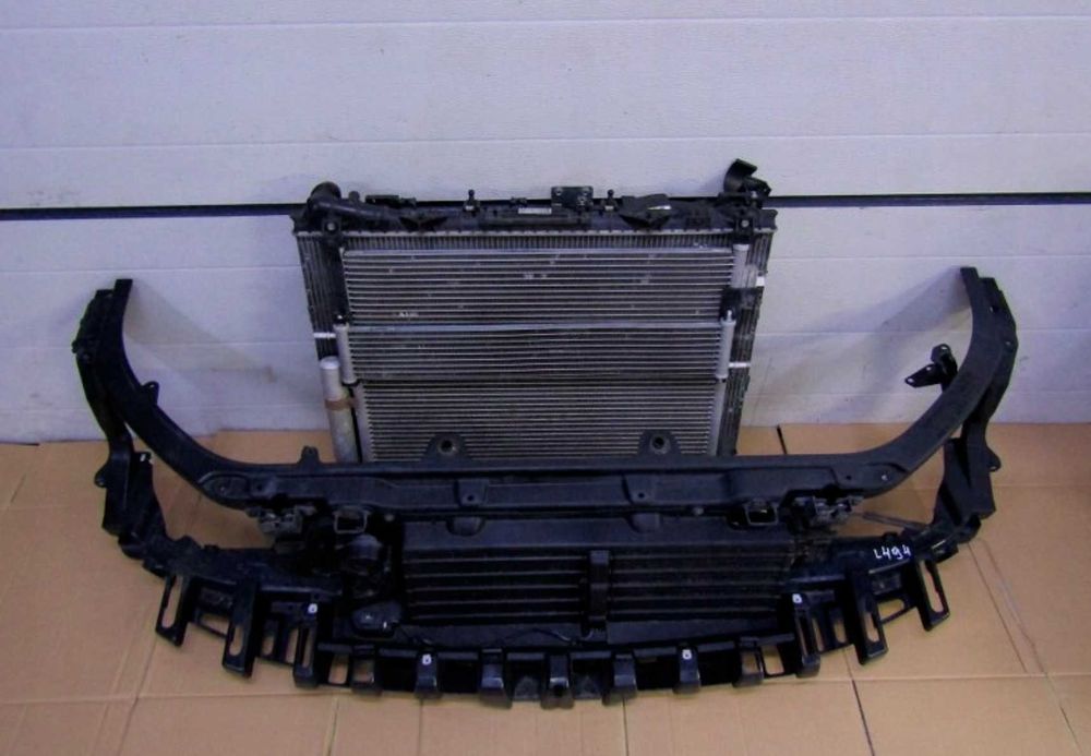 Панель передняя вентилятор, телевизор Range Rover L405 разборка, шрот