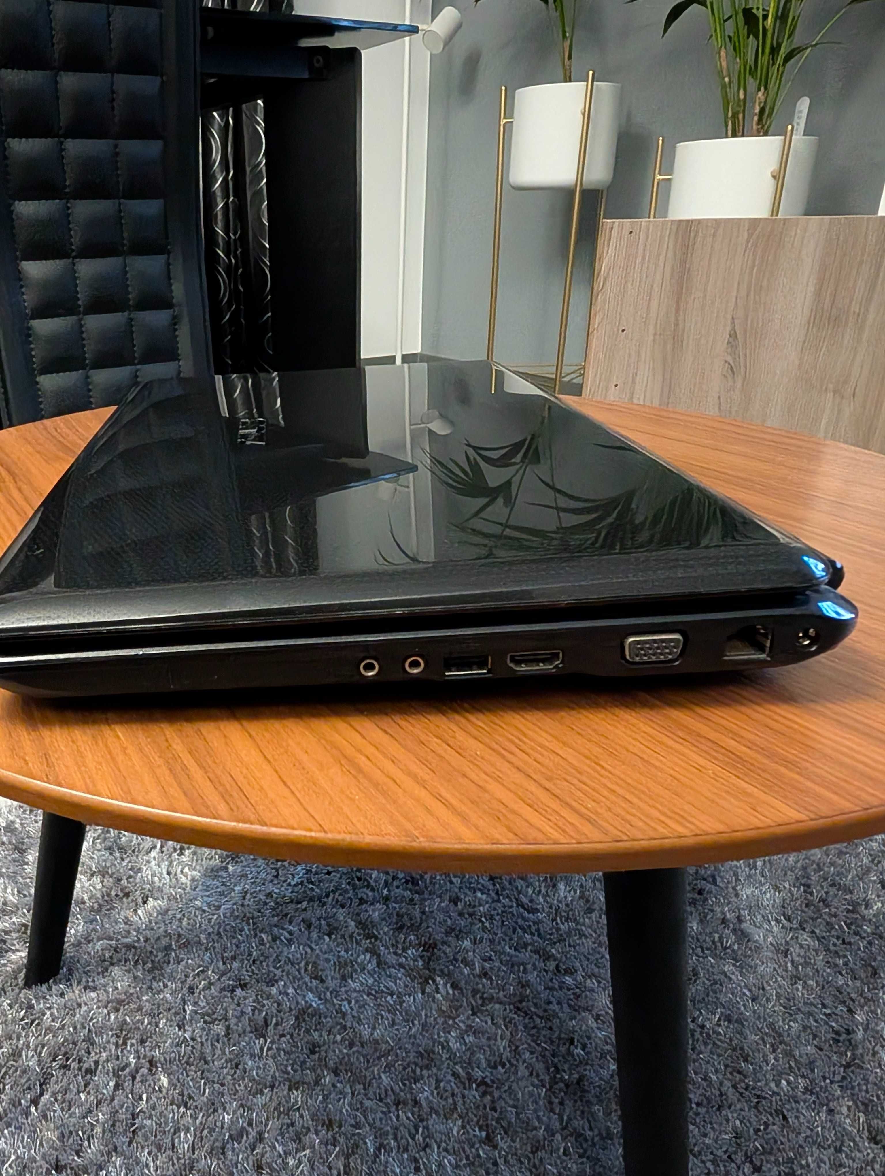 Portátil ASUS K80I