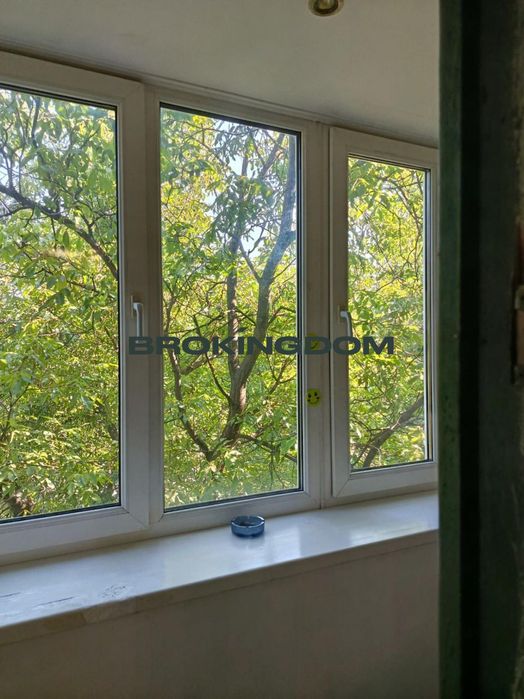 Продаж 3к квартири по вул Соломьянська 32