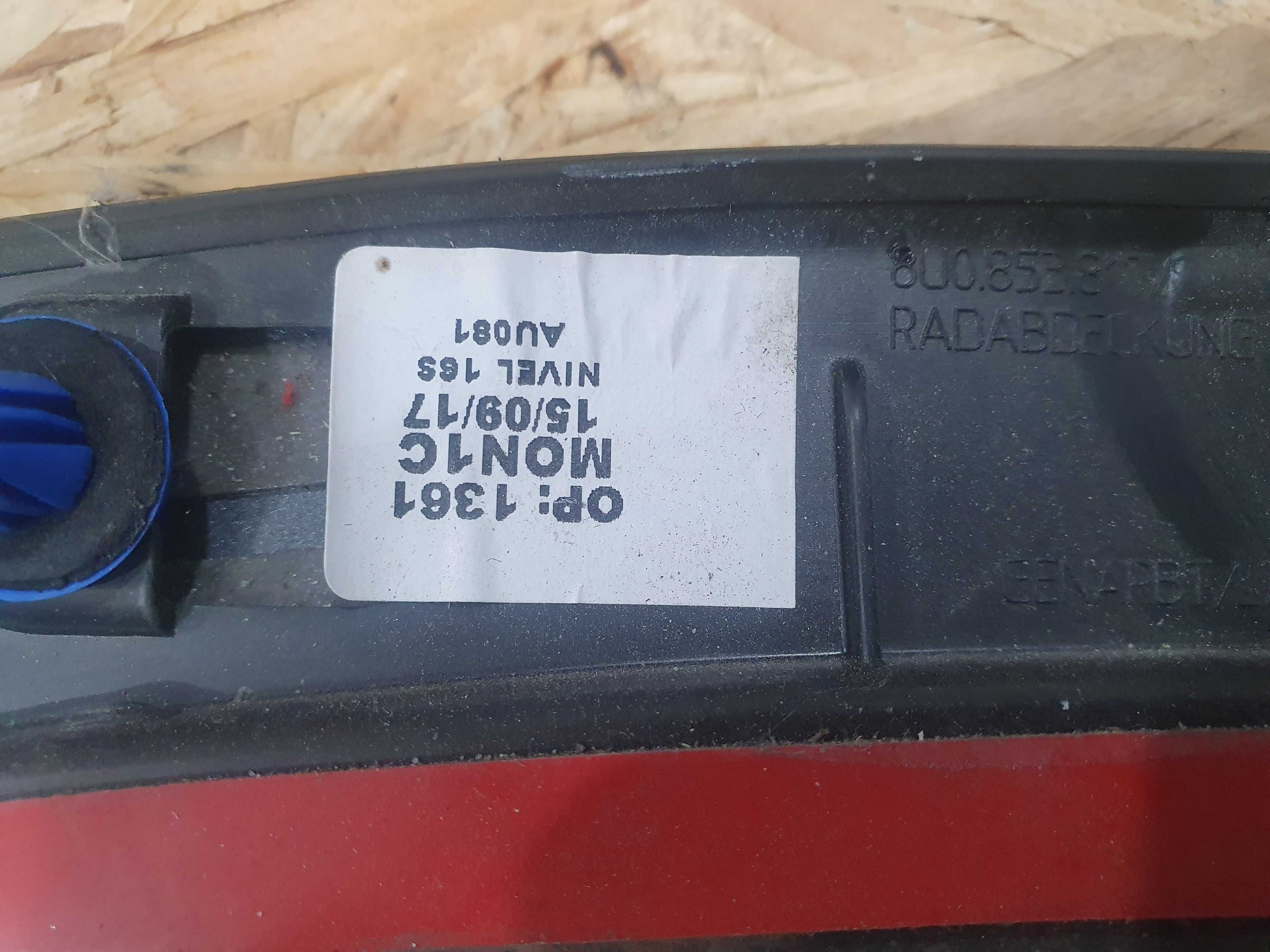 Listwa nakładka błotnika tył tylnego Audi Q3 8U