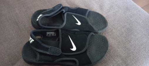 Sandały Nike  rozmiar 37
