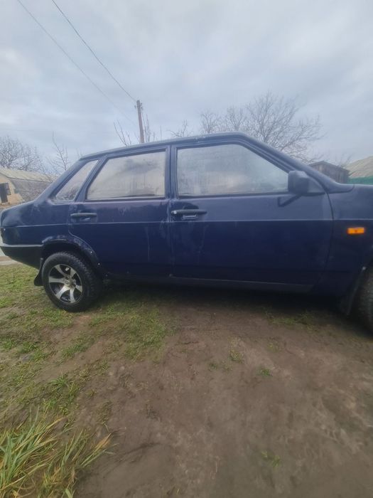 Продам Ваз 21099 авто