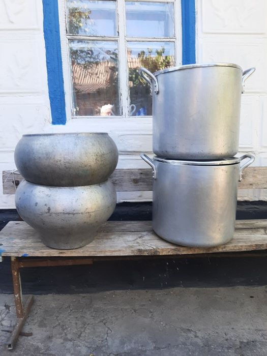 Продам чугунні казани