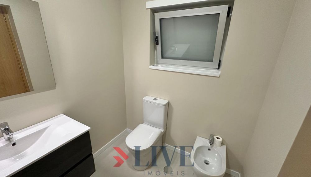 Apartamento T1+1 para venda em Viseu