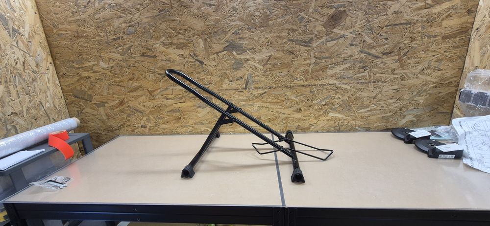 Stojak na rower. Koła od 20" do  29" .