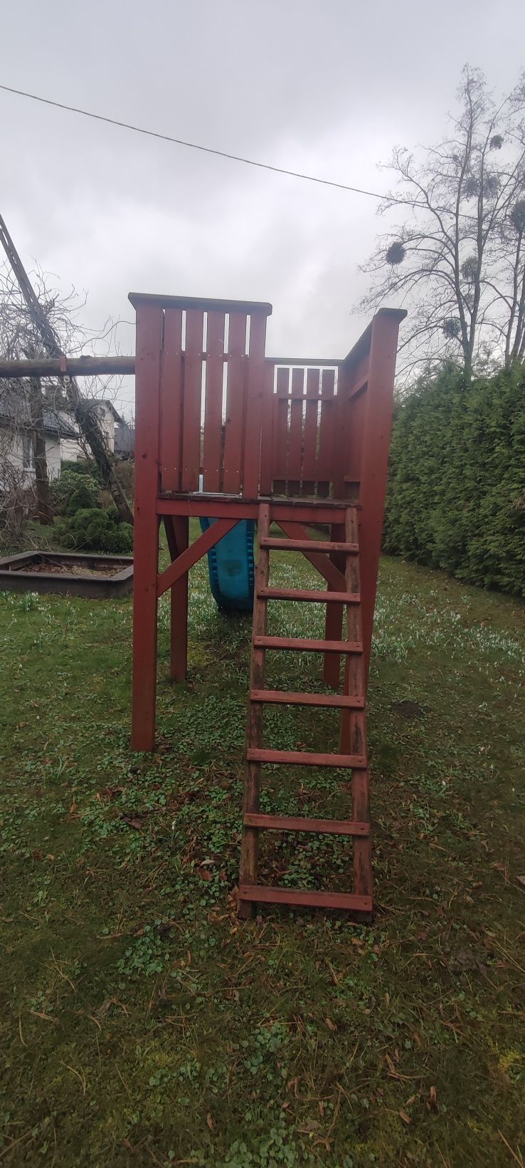 Sprzedam plac zabaw z piaskownica