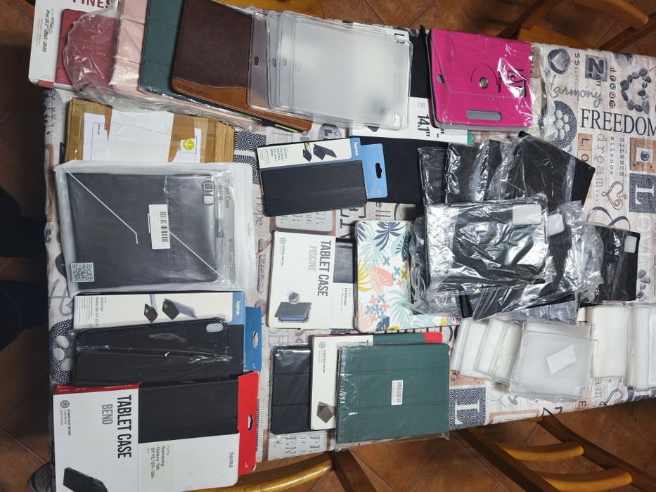 Lote 52 capas tablet