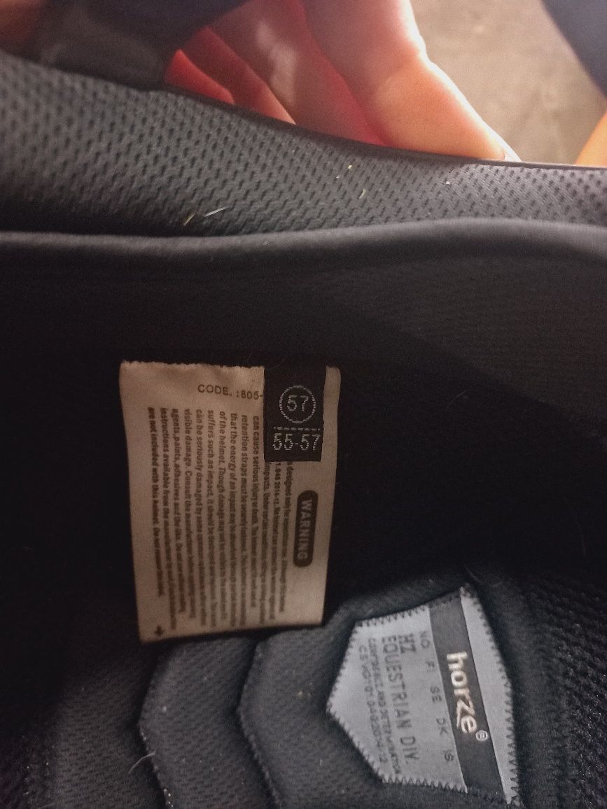 Dzień dobry sprzedam kask jeździecki marki horze.