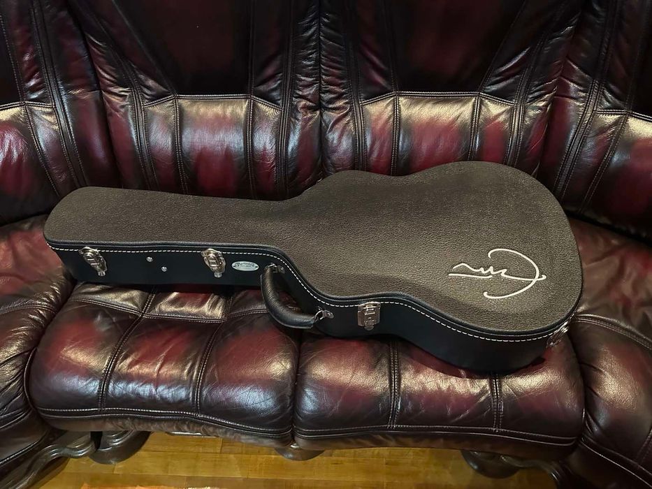 2025 Martin 000-EC 30 Anniversary Limited Edition (+upgrades, 4990$)
