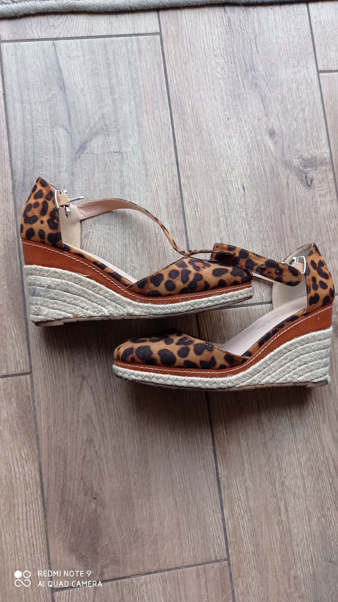 Espadryle buty na koturnie 38 jak NOWE panterka