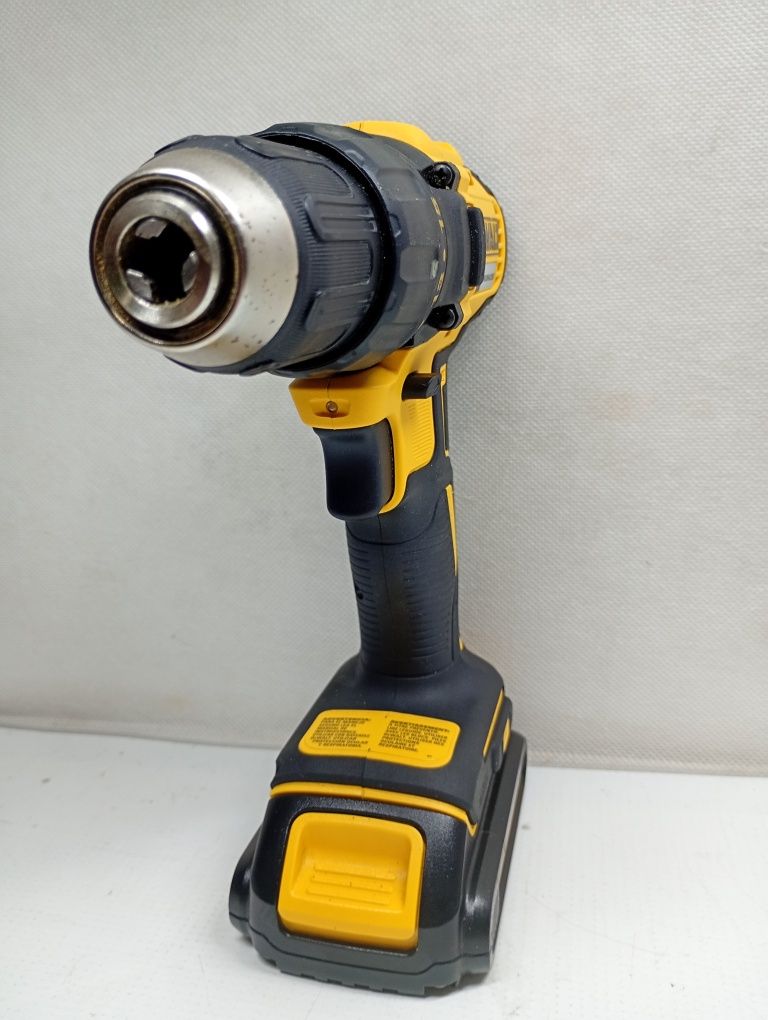 Wkrętarka DEWALT DCD777 + akumulator