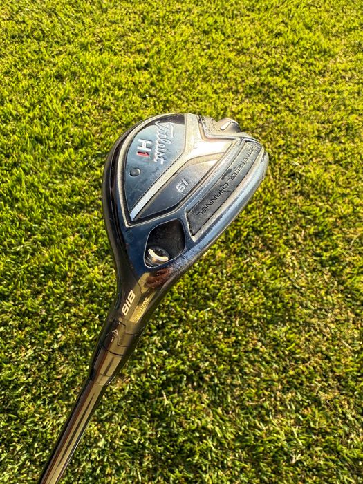 Titleist 818H1 (19) hibrido + 40.5” Tensei CK Pro Blue 70 reg Shaft