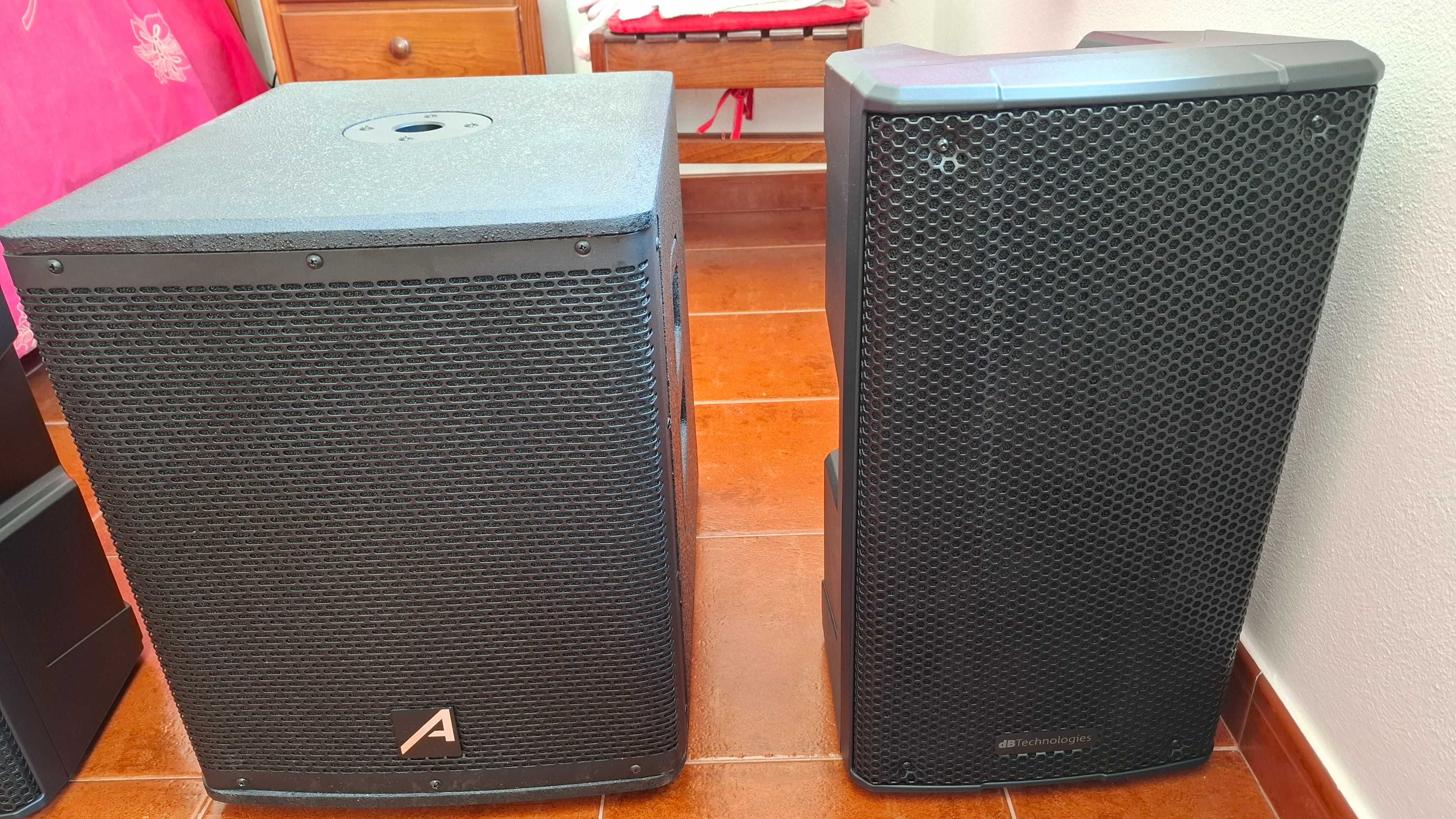Grave Audibax 12" + Colunas db Technologies Hype 10"