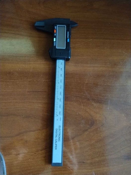 Цифровий електронний штангенциркуль 150мм