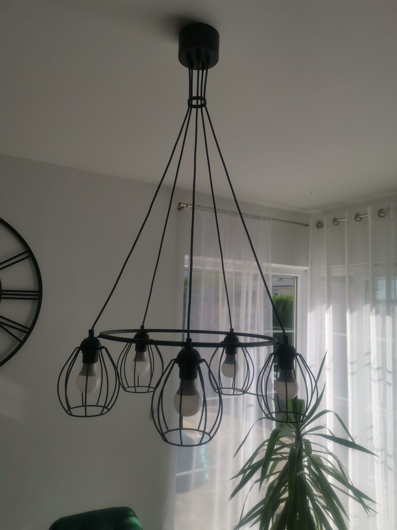 Lampa industrialna