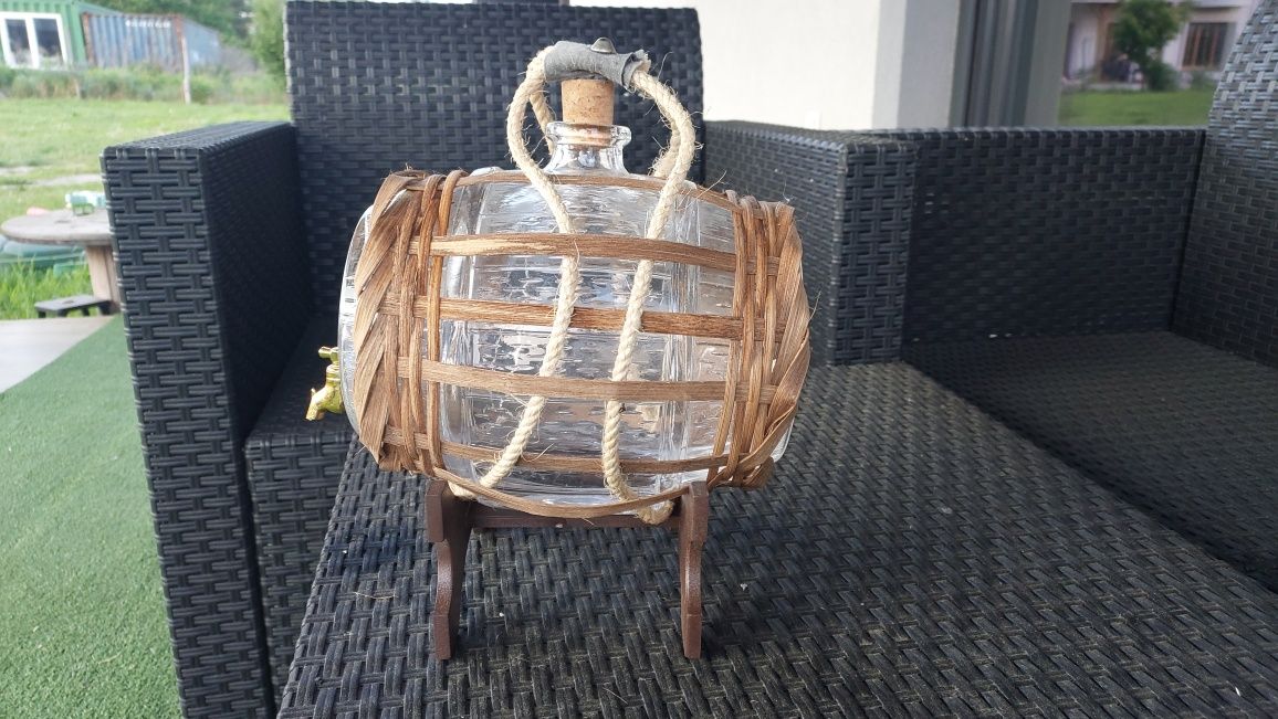 Beczułka z kranikiem w oplocie 3,8l BIOWIN