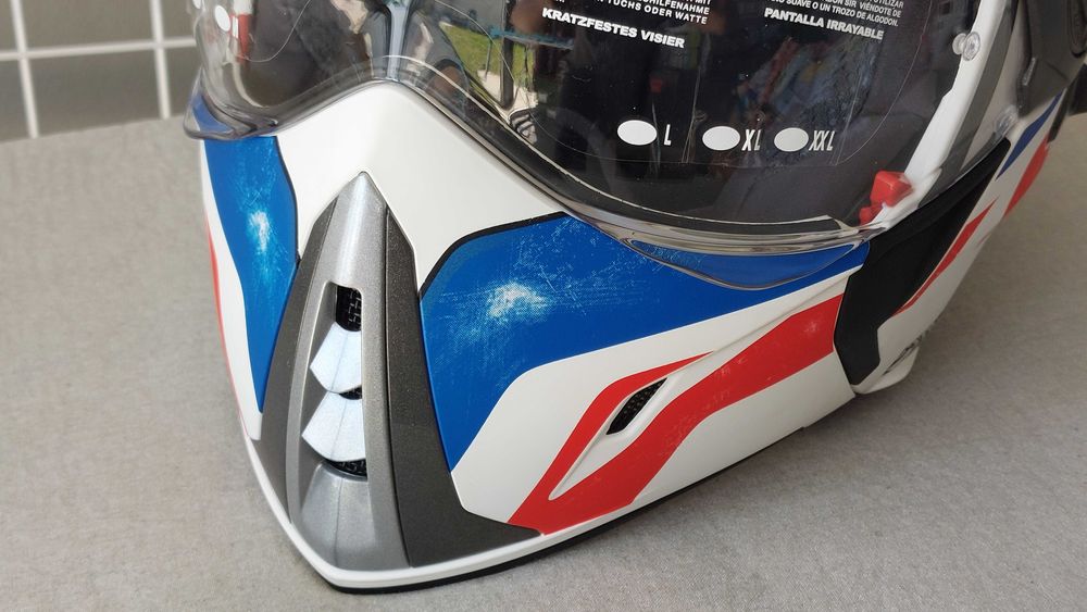 Capacete airoh j106 novo