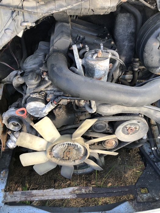 Silnik mercedes sprinter 2.2 dci plus skrzynia biegow lub caly