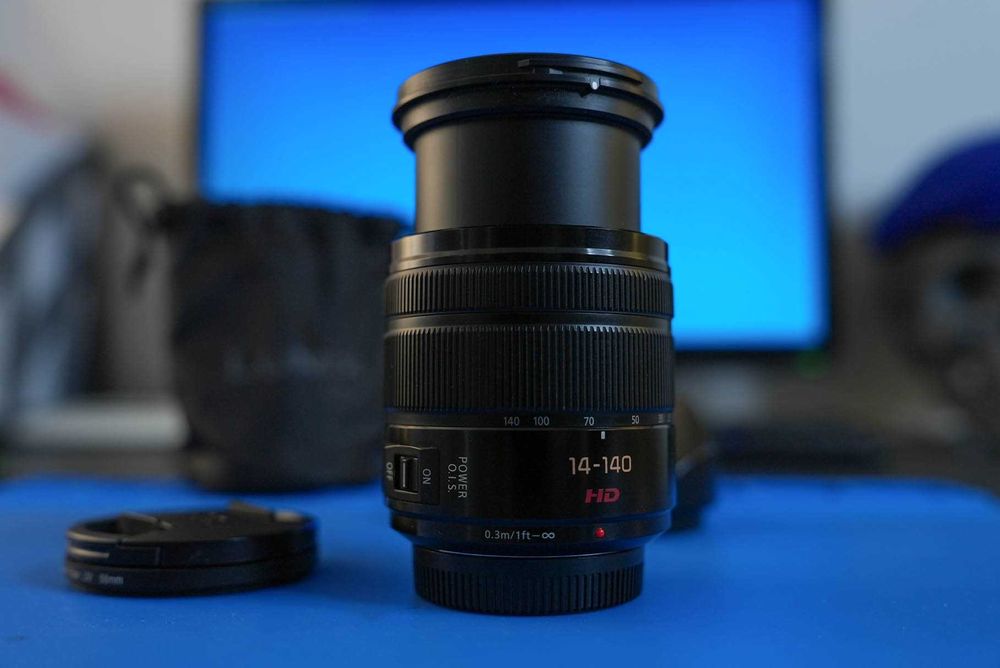 Об'єктив Panasonic Lumix G VARIO 14-140mm, f3.5-5.6, в ідеалі.