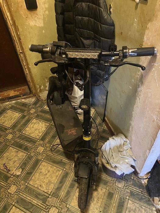 електро самокат KUGOO Kirin C1+ Plus