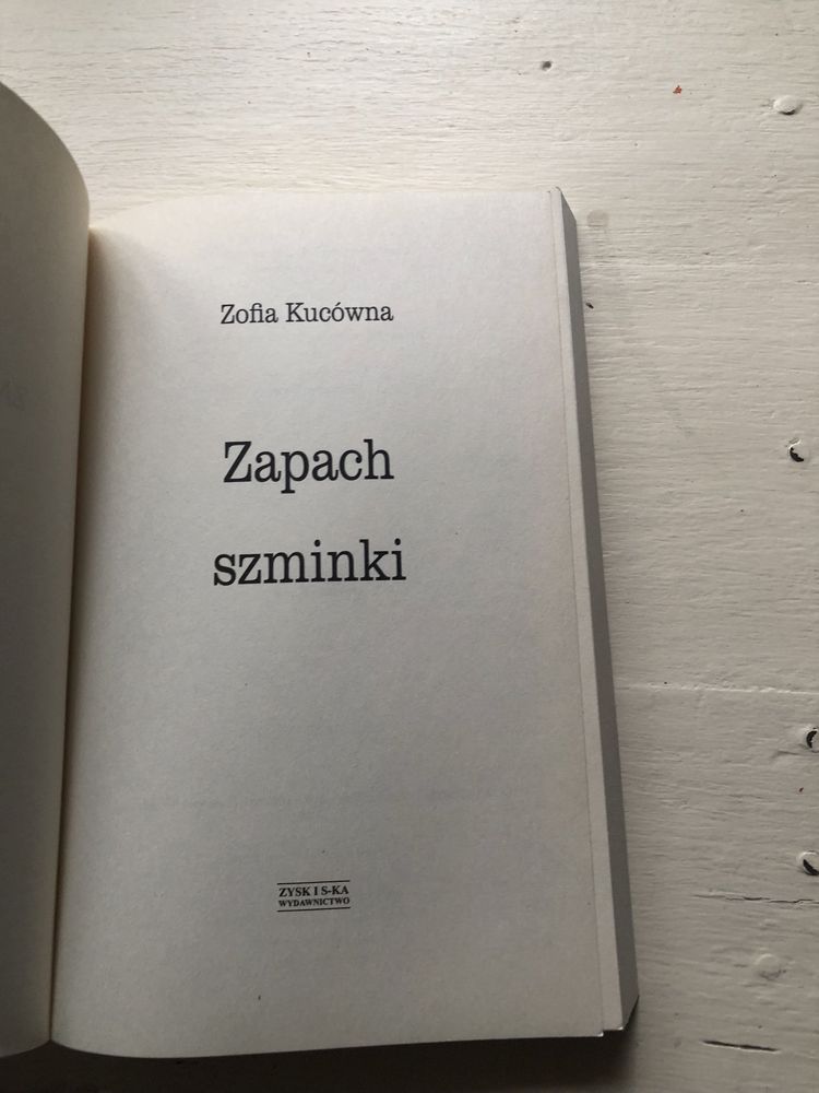 Zapach szminki Autor: Kucówna Zofia