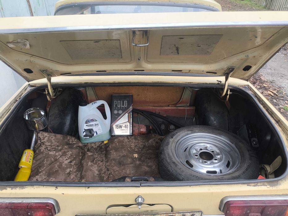 Продам Москвич 2140